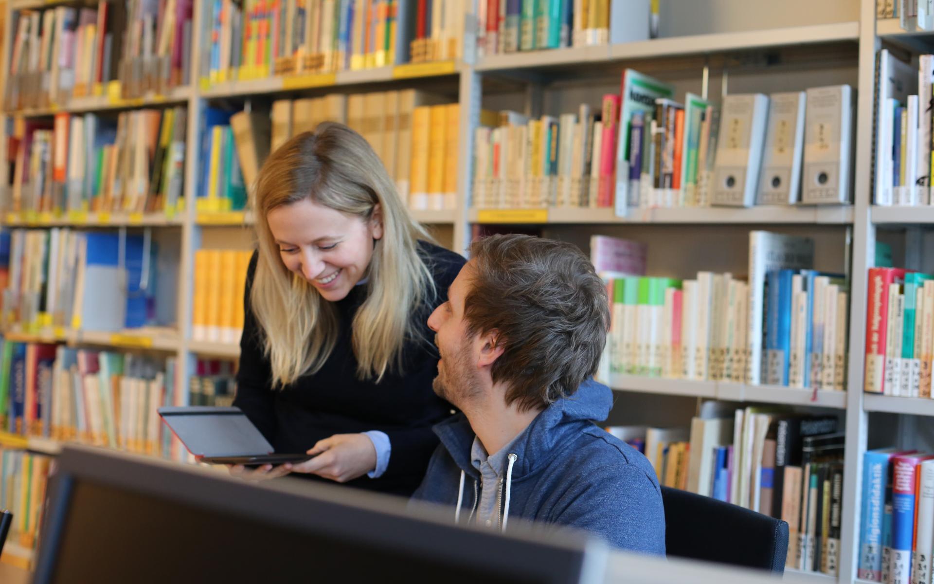 Beratung in der Bibliothek